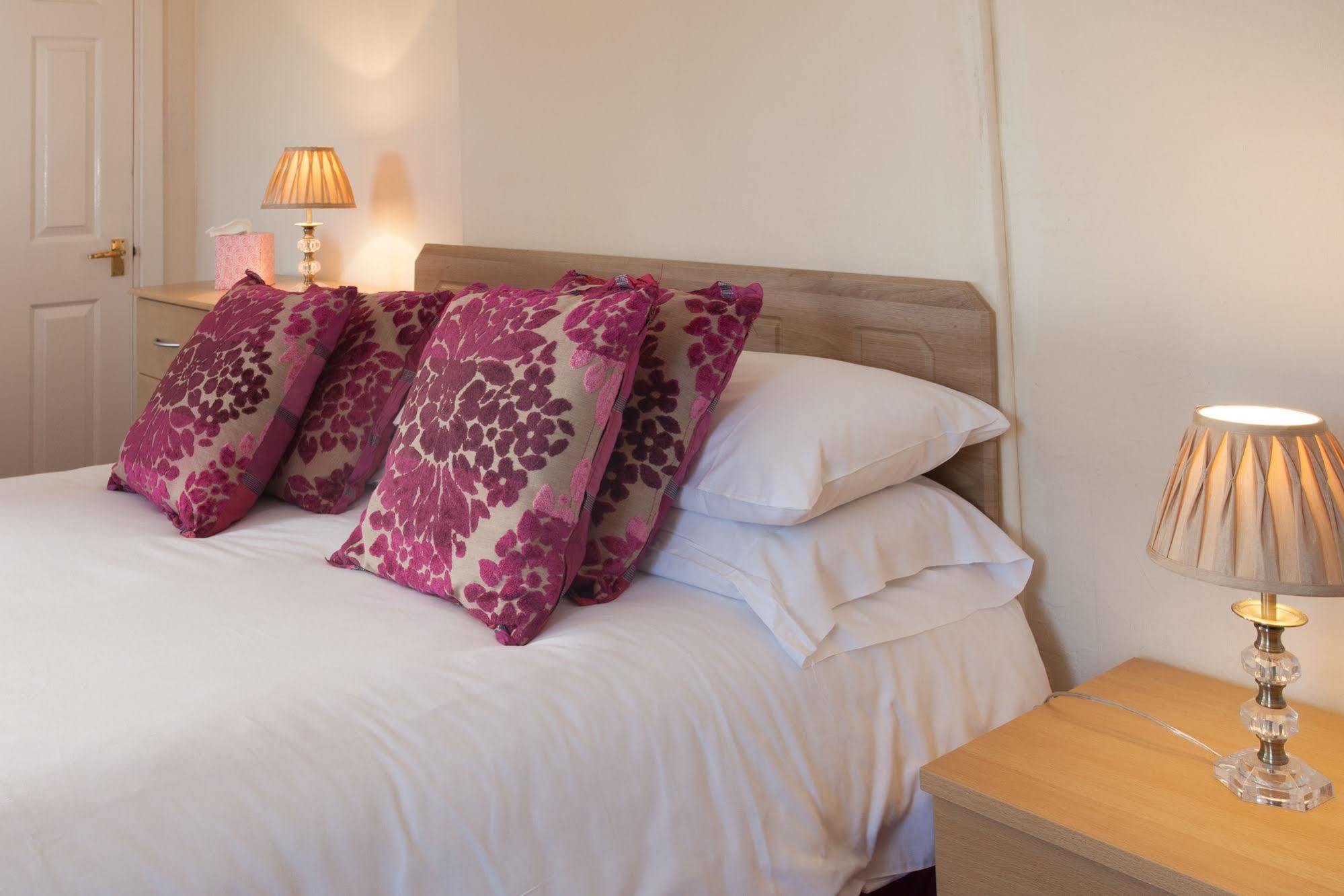 Carlops The Allan Ramsay Hotel מראה חיצוני תמונה